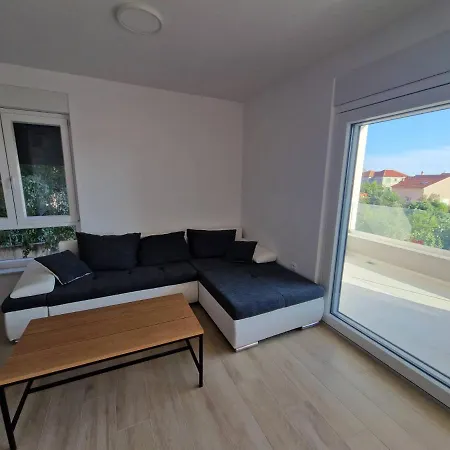 Providenca Apartman *