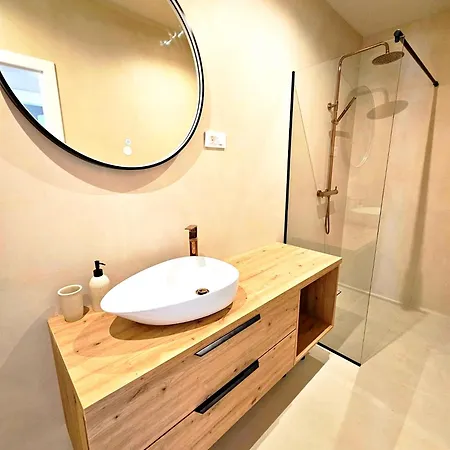 Providenca Apartament Szybenik